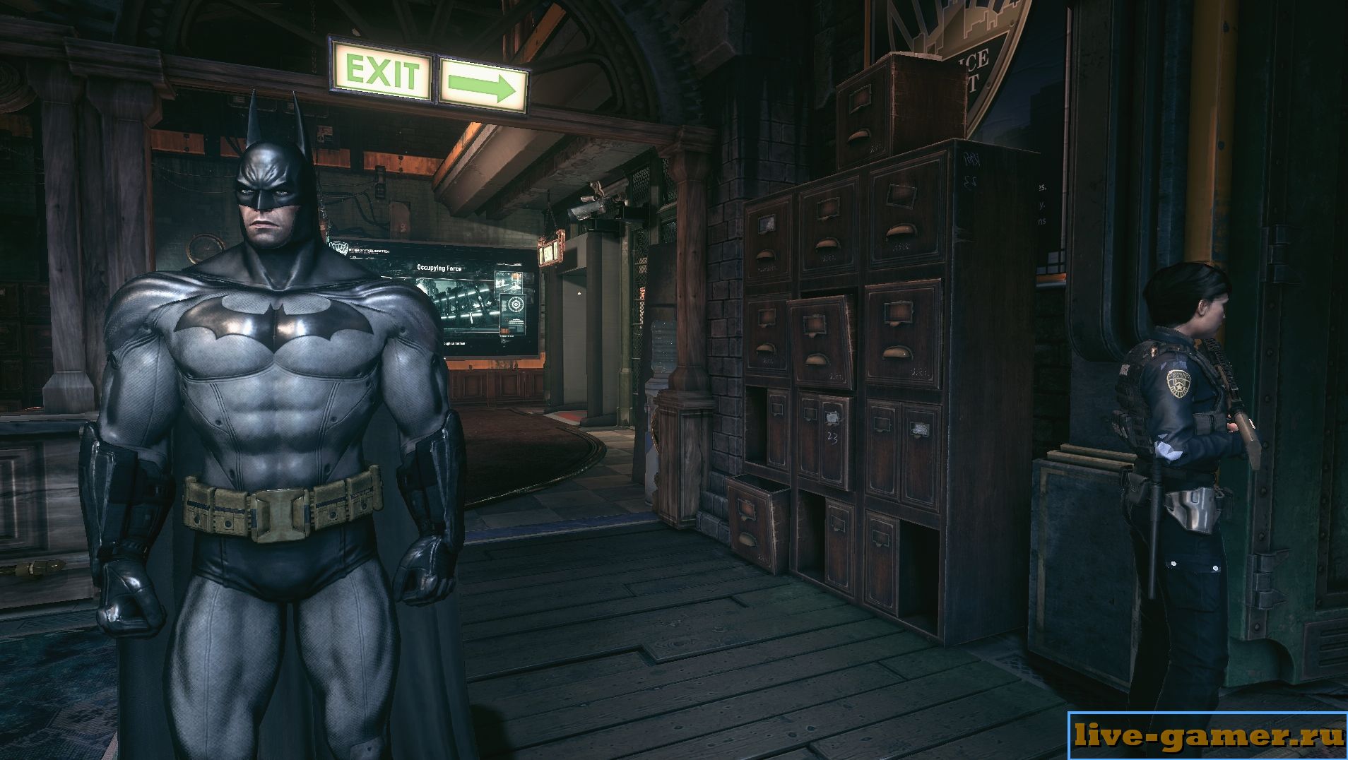 Как сменить костюм в Batman Arkham City